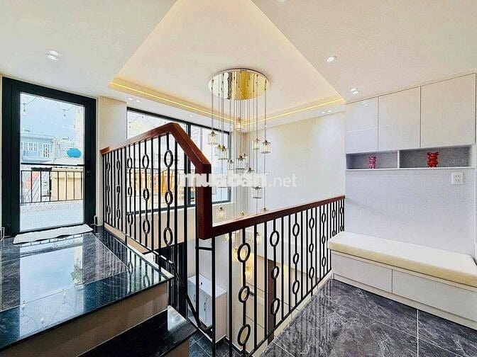 Tôi cần bán nhà đường Nguyễn Thái Bình, Quận 1. Giá 5Tỷ980/ DT 3,5x11m