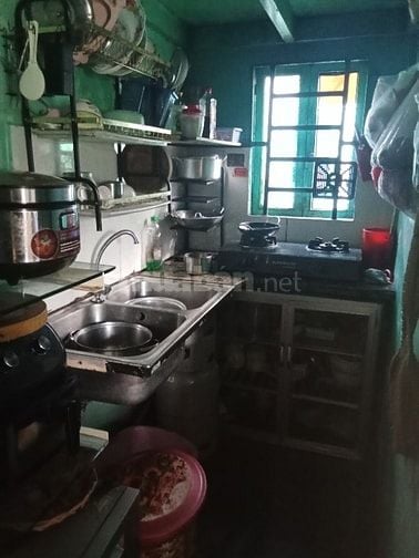 Bán gấp nhà vi bằng diện tích 20m2, hẻm xe hơi, gần chợ, trường học