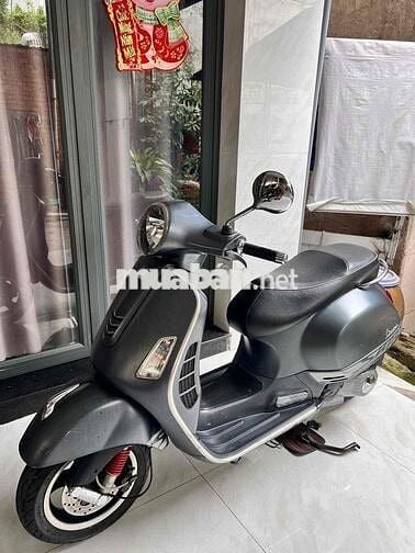 Cần Bán Vespa GTS 2014 BSTP 9 Chủ Kí Giấy