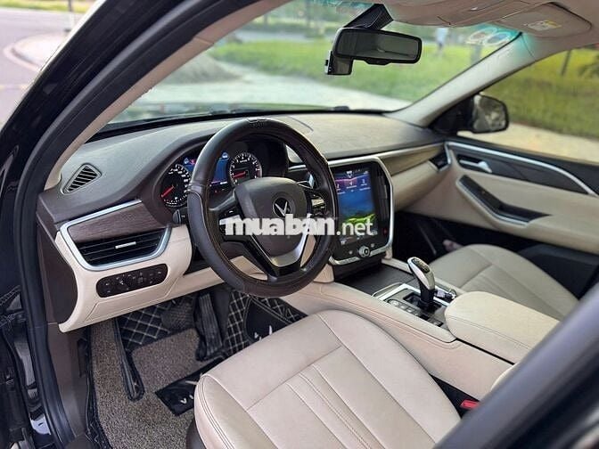 Vinfast Lux SA 2.0 premium Sản xuất 2021