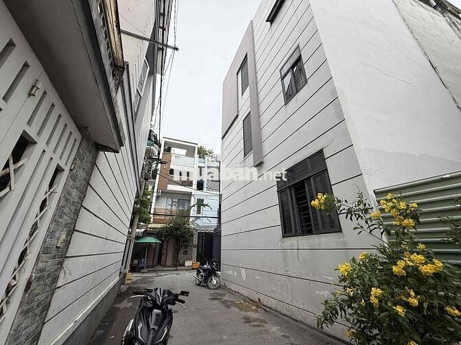 Bán lô đất ở HXH đường 38, Hiệp Bình Chánh, 5 tỷ 68m2 đẹp keng