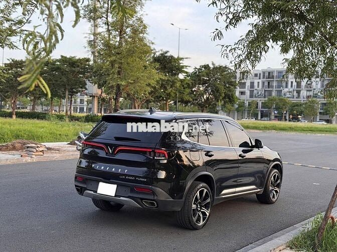 Vinfast Lux SA 2.0 premium Sản xuất 2021