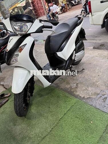 cầm đồ thanh lý sh 125 lên áo ý