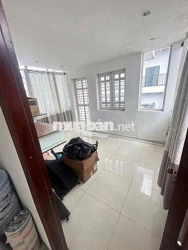 Nhà(4,5x18m) Nguyễn Cửu Đàm 3Lầu 4PN 4VS Hẻm 8M