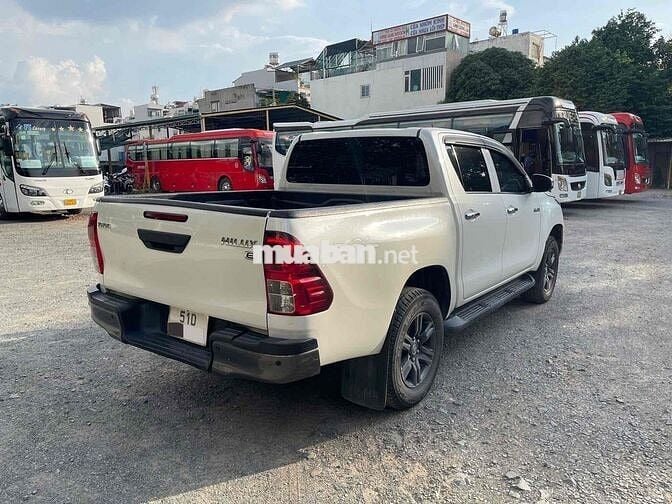 Toyota Hilux 2.4AT 2021 - 80000Km nhập Thái Lan