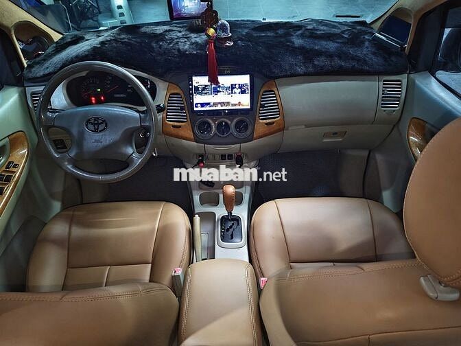 Toyota Innova 2008 V - 130000 km