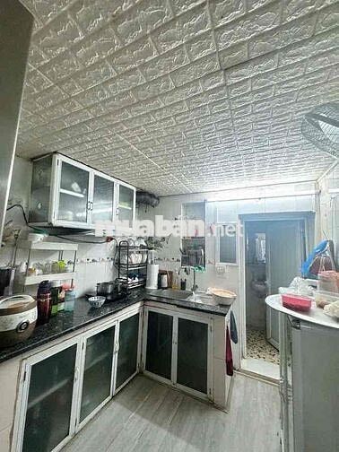 NHÀ TRUNG TÂM TÂY HỒ GIÁP DANH CẦU GIẤY - GẦN HỒ TÂY, CHỢ Bưởi