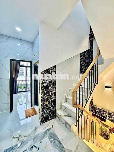 GỒNG LÃI NGÂN HÀNG BÁN GẤP NHÀ NGUYỄN CỬU VÂN,P17,BÌNH THẠNH-5TỶ550