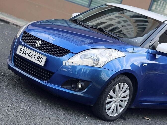 Suzuki Swift 2016 1.4 AT - 80000 km