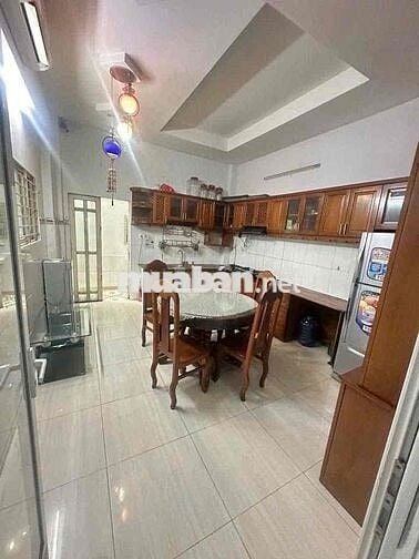 Nhà(4,5x18m) Nguyễn Cửu Đàm 3Lầu 4PN 4VS Hẻm 8M