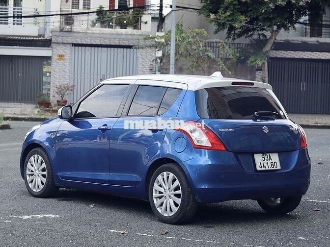 Suzuki Swift 2016 1.4 AT - 80000 km