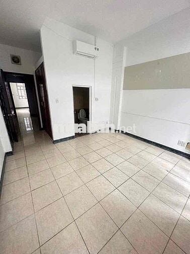 Nhà(4,5x18m) Nguyễn Cửu Đàm 3Lầu 4PN 4VS Hẻm 8M