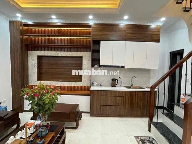 Nhà Đẹp Tây Hồ 40m2 - 4 Tầng - Ngõ Thông - Kinh Doanh - Giá 9,5 Tỷ