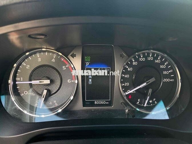 Toyota Hilux 2.4AT 2021 - 80000Km nhập Thái Lan