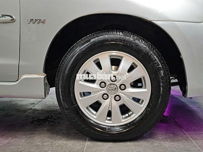 Toyota Innova 2008 V - 130000 km