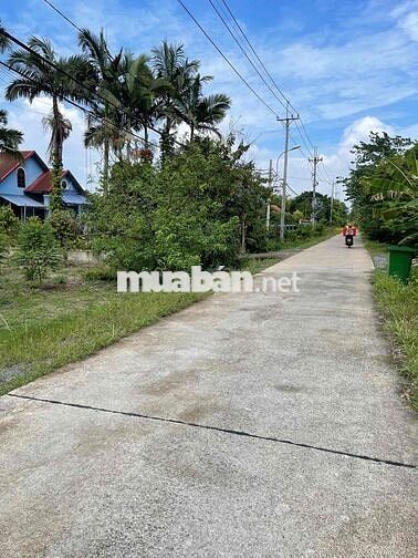 Bán đất thỏi cư giá 2.6tri/m2 mặt Tiềm đường lơn