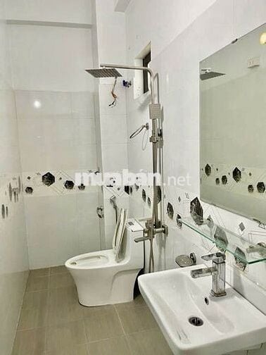 Em Công  cần bán nhà 5t,40m tại Phan Đình Giót,HĐ,mặt ngõ chỉ nhỉnh 7t