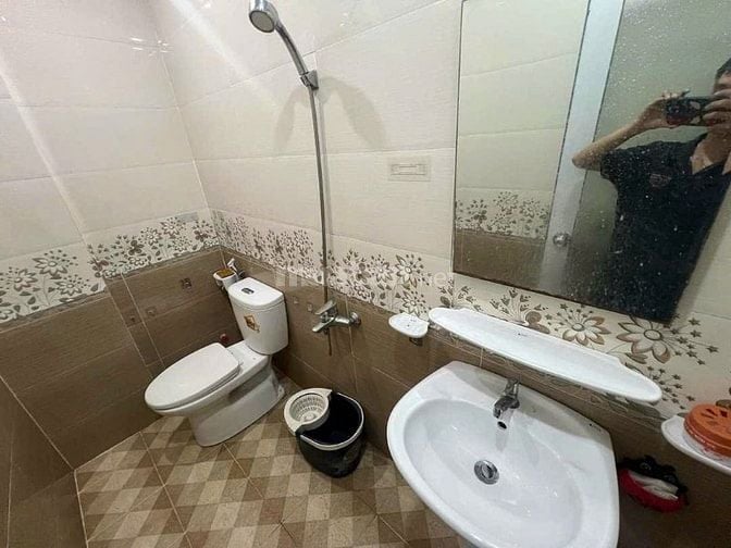 PASS PHÒNG BAN CÔNG ĐƯỜNG PHÙNG VĂN CUNG, PHÚ NHUẬN