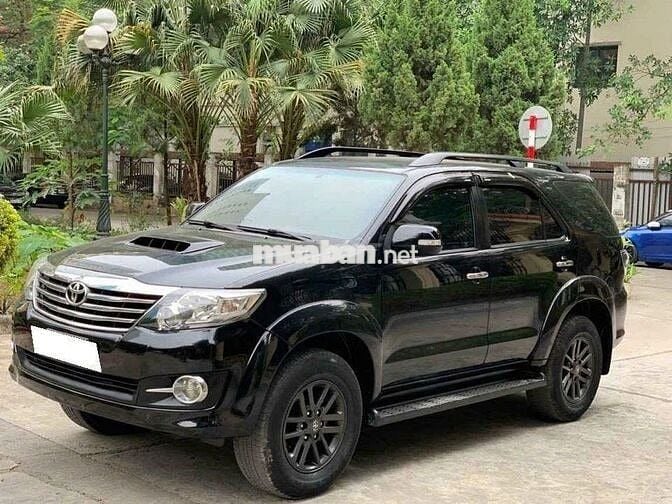 Toyota Fortuner 2.5G 2016 - Đen CỌP