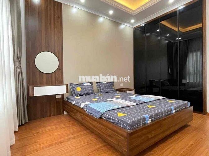 Nhà Đẹp Tây Hồ 40m2 - 4 Tầng - Ngõ Thông - Kinh Doanh - Giá 9,5 Tỷ