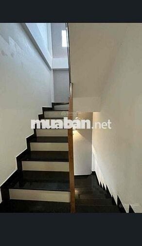 TÔI ĐANG CẦN BÁN GẤP NHÀ TRẦN VĂN ĐANG, P12, QUẬN 3.GIÁ: 4Tỷ860/5mx11m