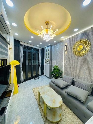CHÍNH CHỦ BÁN NHÀ CĂN GÓC 2 MẶT HẺM XE TẢI TRÁNH NHAU ÔTÔ ĐỂ TRONG NHÀ