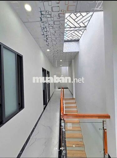 Bán nhanh nhà 1 trệt 1 lầu sổ riêng 120m2 ngay sát KCN Nam Tân Uyên