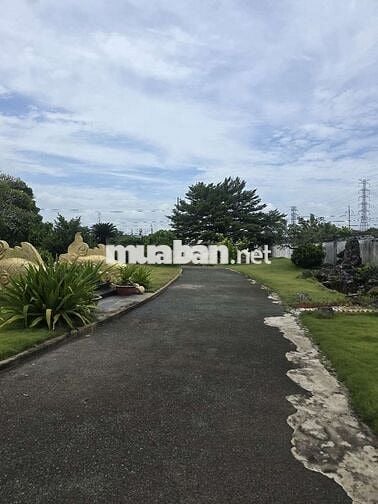 biệt thự vườn 180 tỷ, 80x195m, mặt tiền Quốc Lộ 1A