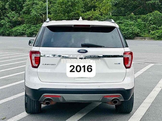 Ford Explorer 2016 2.3L Ecoboost - 110000 km