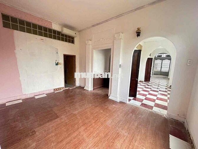 CHO THUÊ NHÀ 3 LẦU DIỆN TÍCH SIÊU RỘNG MẶT TIỀN MẬU THÂN