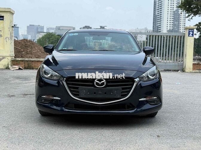 Mazda 3 2018 1.5 AT Sedan - 70000 km