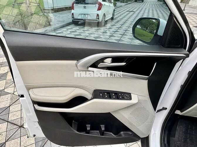 Kia Carens 2022 1.5D Premium - 50000 km
