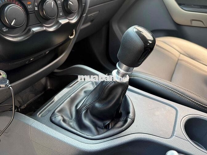 Ford Ranger XLS 2.2MT 2016 một chủ