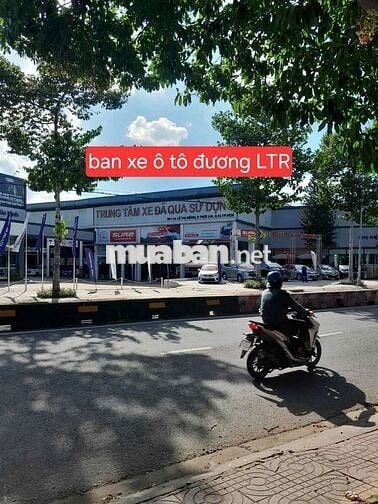 Đât mt đương 30 m,đât đep khu nha cao tâng
