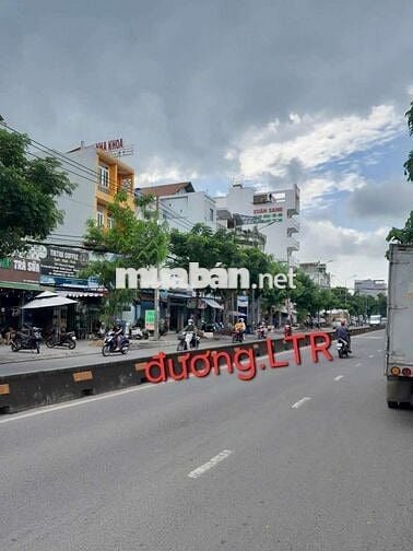 Đât mt đương 30 m,đât đep khu nha cao tâng