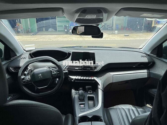 Peugeot 5008 2018 1.6L Turbo - 960000 km