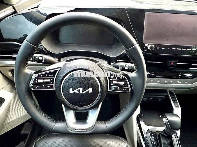 Kia Carens 2022 1.5D Premium - 50000 km
