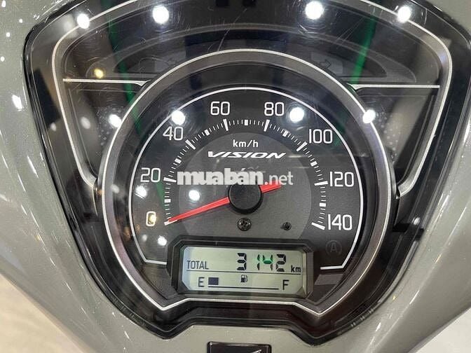 ViSiON PBCC xám xi măng ĐKT 11-2023.SD 3200km 99%