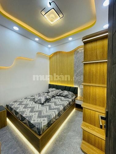 CHÍNH CHỦ BÁN NHÀ CĂN GÓC 2 MẶT HẺM XE TẢI TRÁNH NHAU ÔTÔ ĐỂ TRONG NHÀ