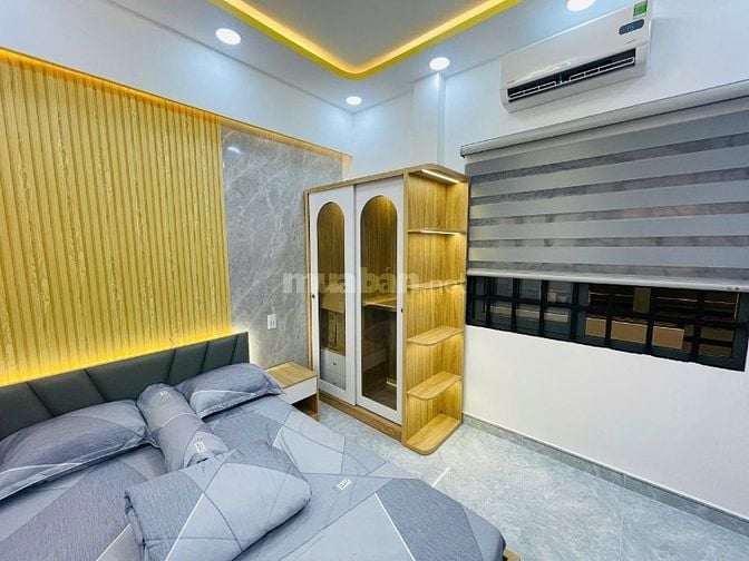 CHÍNH CHỦ BÁN NHÀ CĂN GÓC 2 MẶT HẺM XE TẢI TRÁNH NHAU ÔTÔ ĐỂ TRONG NHÀ