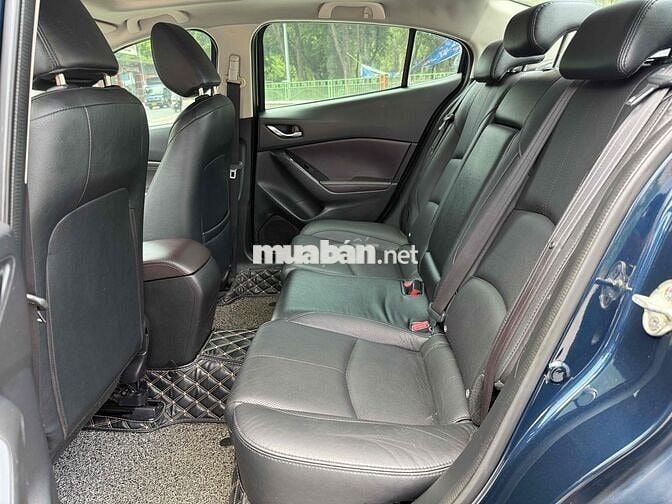 Mazda 3 2018 1.5 AT Sedan - 70000 km
