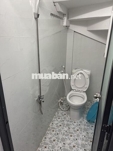 Nhà mới xây 2 phòng ngủ đường Phạm Thế Hiển