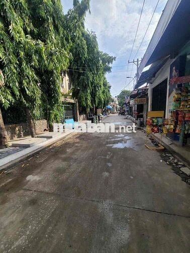 Bán nhà 4x24m, 1 lững, sát chợ Lạc Quang, Tân Thới Nhất, Q12