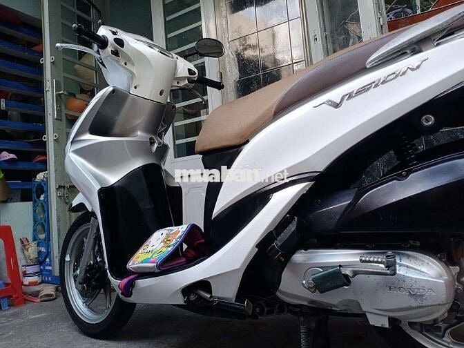 Xe Vision Trắng Đen, chính chủ Biển số TP
