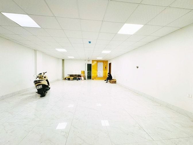 Siêu phẩm Hoàng Hoa Thám - Ba Đình - 175m - 8 tầng thang máy - lô góc