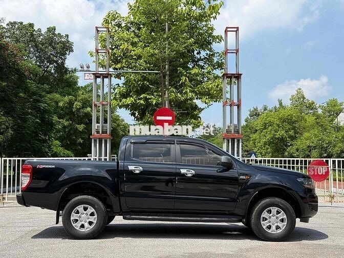 Ford Ranger XLS 2.2MT 2016 một chủ