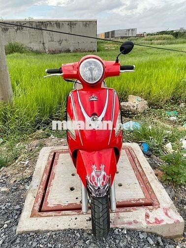 Nhà dư bán