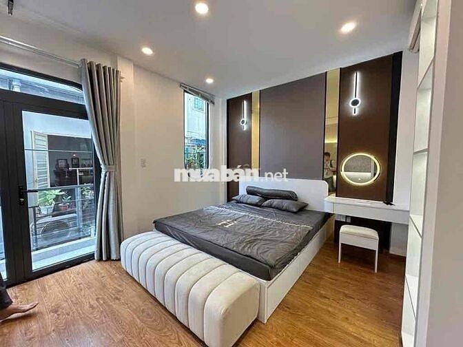 Cần Tiền Kinh Doanh Làm Ăn Cần Bán Nhà Nguyễn Bỉnh Khiêm,Quận 1.Sổ Sẵn