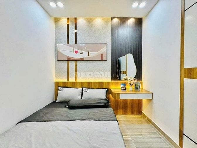 Nhà 4 x 11 đúc 1 trệt 1 lầu đường Quang Trung phường 10 gò vấp 