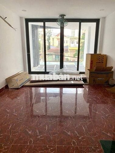 Cho thuê nhà mặt tiền Hiền Vương Tân Phú, 5 lầu, 9PN, giá 28tr/th